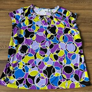 Susan Graver Short Sleeve Blouse XL Purple Liquid Knit Shirt Geometric Keyhole